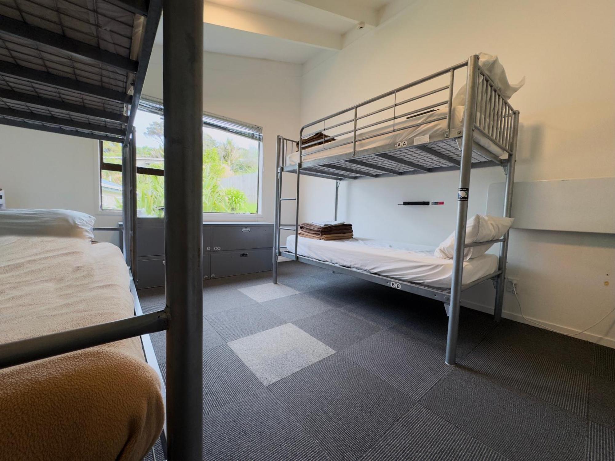 Waiheke Backpackers Hostel Onetangi Extérieur photo